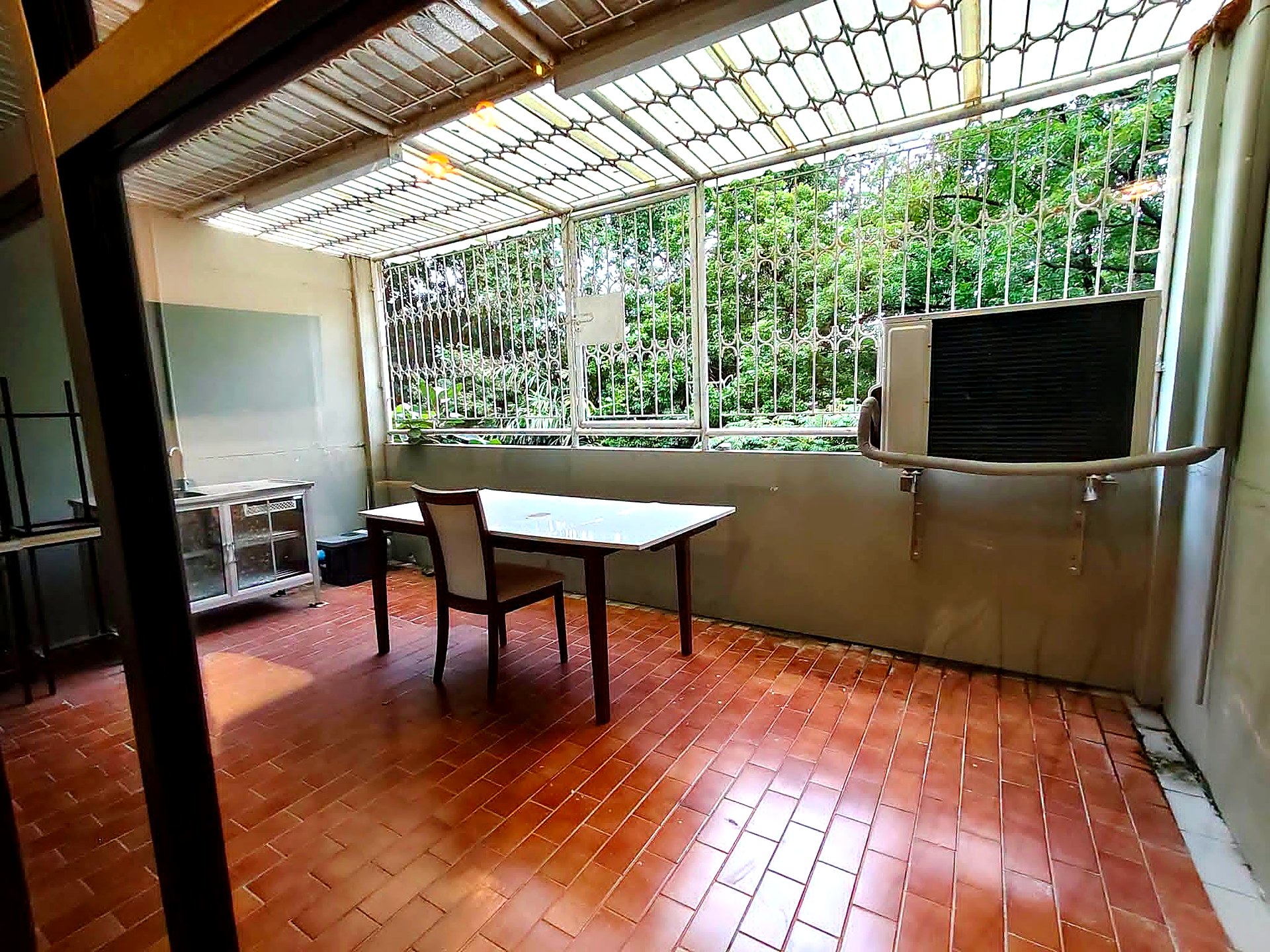 Home Office เสนานิคม 5 - วังหิน · 4 ชั้น 350 ตร.ม. พร้อมอุปกรณ์ เข้าอยู่ได้เลย รูปที่ 8