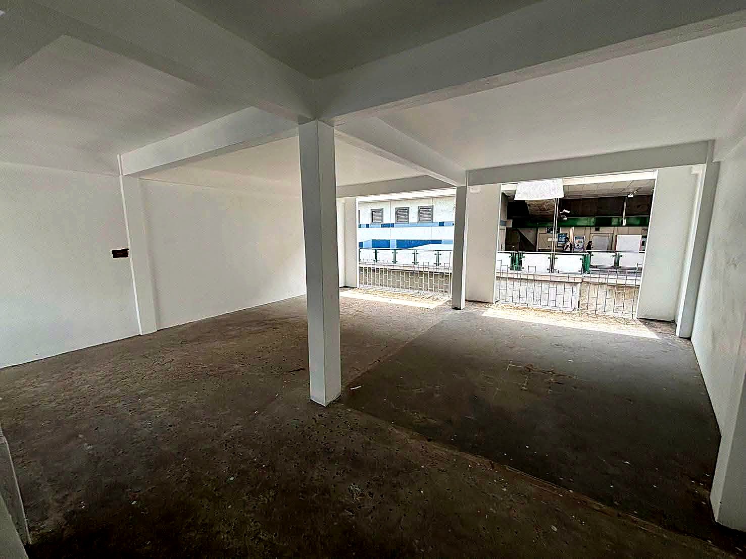 อาคารพาณิชย์ห้องมุม 2 คูหา Modern Arch ติด BTS แบริ่ง 0 เมตร · ข้าง ร.ร.นานาชาติ St Andrews รูปที่ 4