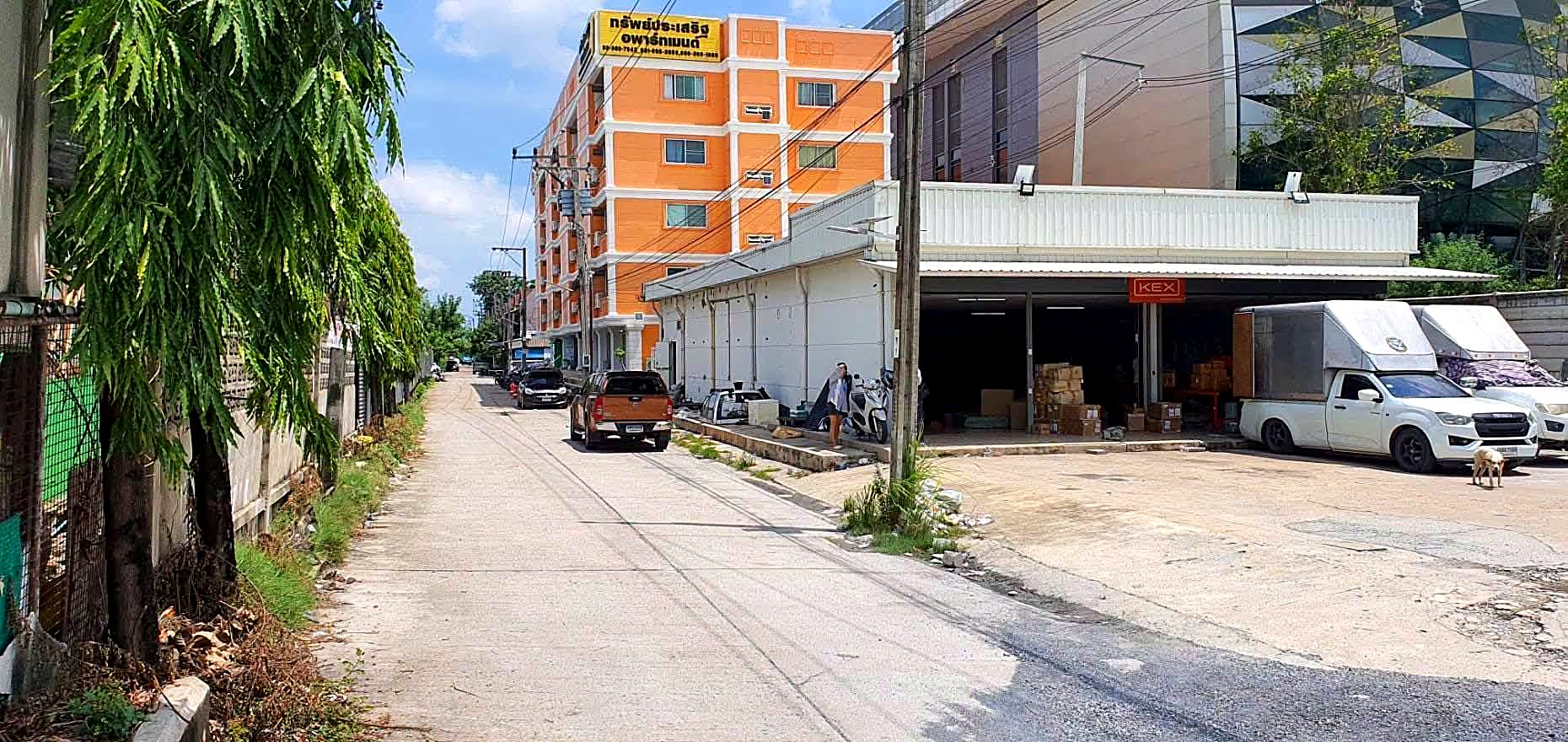 ขายอพาร์ทเม้นต์ 5 ชั้น 80 ห้อง ถนนหลวงแพ่ง ใกล้สุวรรณภูมิ · ที่ดิน 419 ตร.ว. · Yield 9–10% รูปที่ 9