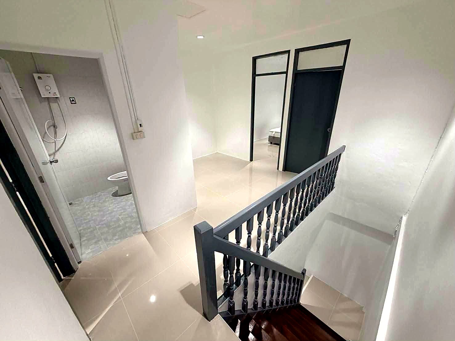 ทาวน์โฮม 2 ชั้น บ้านใหม่-เฟอร์ใหม่ วชิรธรรมสาธิต 57 · Pet Friendly · ใกล้ BTS ปุณณวิถี/MRT สวนหลวง ร.9 รูปที่ 7