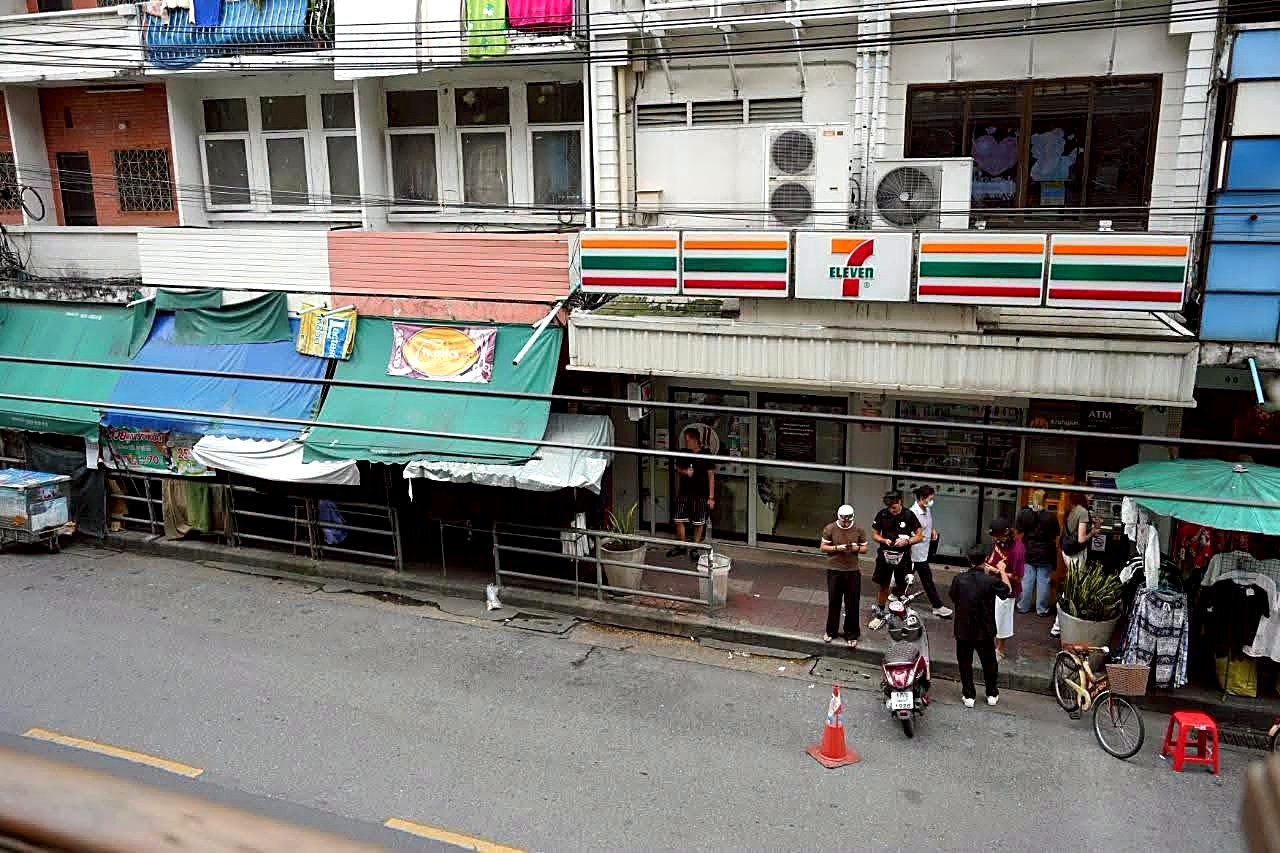 ขายโรงแรม Tanee Place ถนนตานี–ข้าวสาร · 24 ห้อง + ร้านนวด · กำไร 6–9 แสน/เดือน