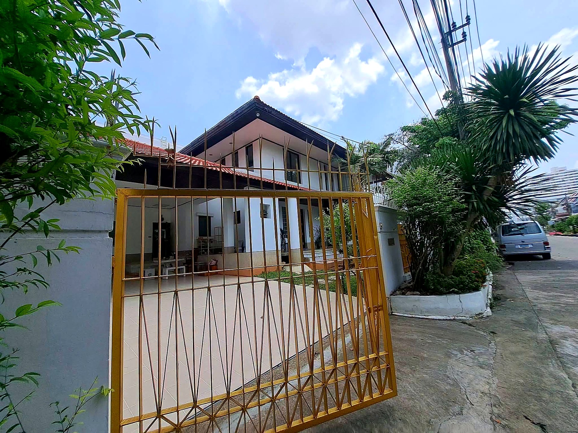 บ้านเดี่ยวหลังใหญ่ / Home Office ศรีนครินทร์ 45 · 7 ห้องนอน ใกล้ MRT ศรีนครินทร์ 38 รูปที่ 8