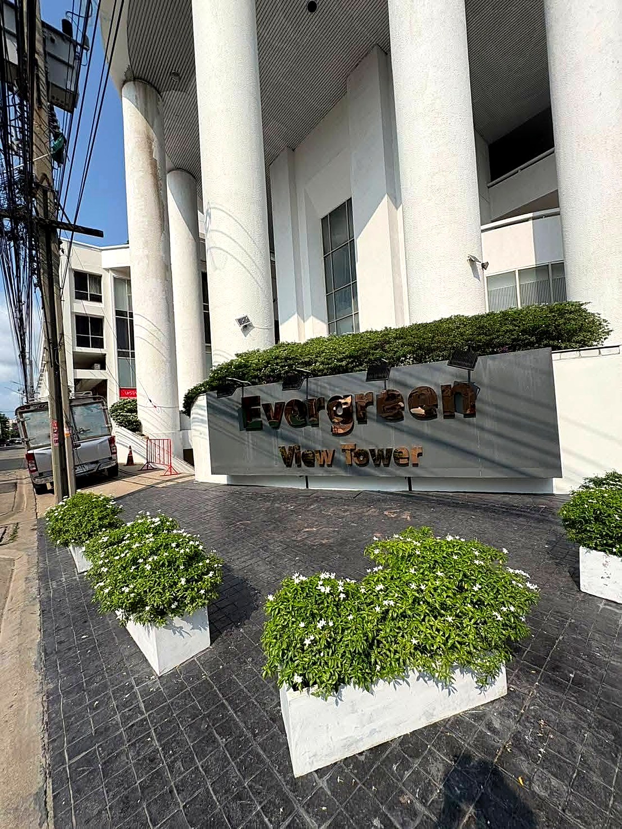 พื้นที่อเนกประสงค์ชั้น 1 + ชั้นลอย เอเวอร์กรีน ทาวเวอร์ บางนา-ตราด 56 (ตึกเนชั่น) · 9,000 รูปที่ 1