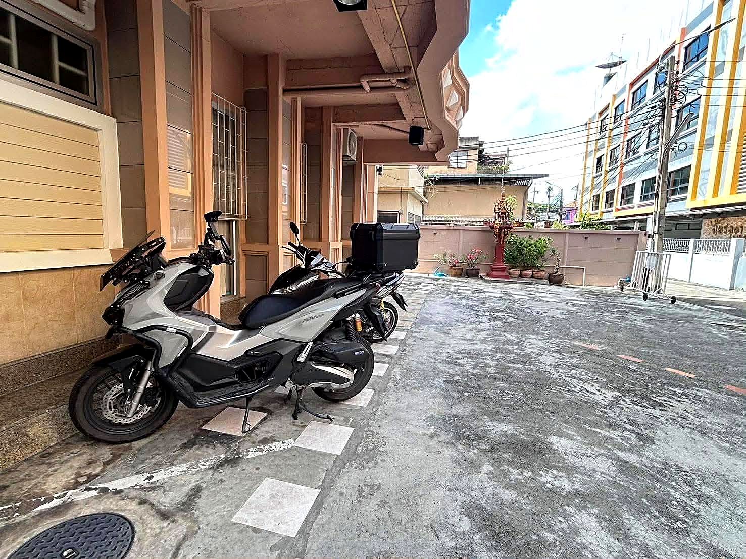 ขายอพาร์ทเม้นต์ 5 ชั้น 49 ห้อง เพชรเกษม 16 ใกล้ BTS/MRT ท่าพระ 300 ม. · Yield 6% รูปที่ 8