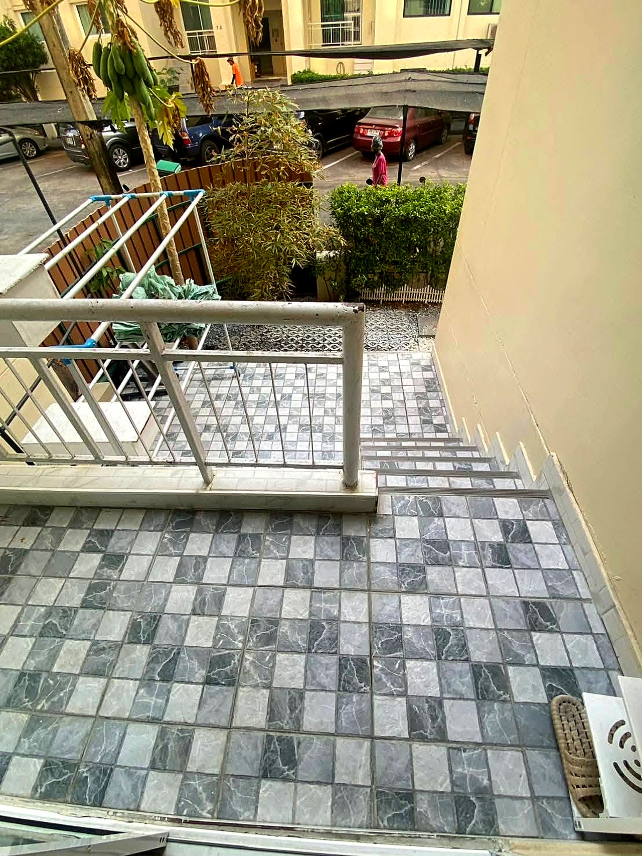 ขายคอนโดบ้านสวนลลนา 116 ตร.ม. 3 นอน ระเบียงสวน 2 ฝั่ง · แต่งครบ · 3.4 ล้าน รูปที่ 3