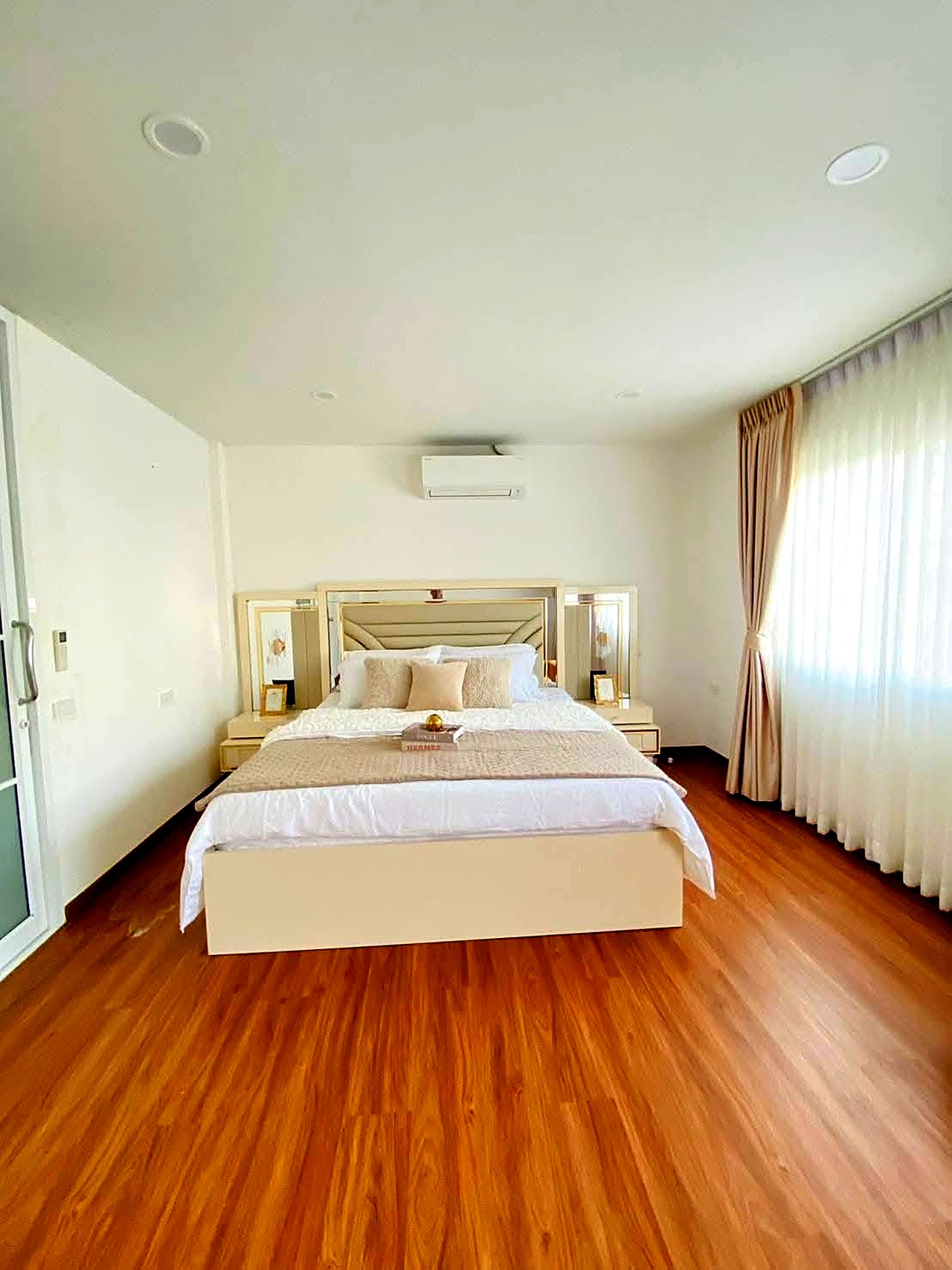 ขายคอนโดบ้านสวนลลนา 116 ตร.ม. 3 นอน ระเบียงสวน 2 ฝั่ง · แต่งครบ · 3.4 ล้าน รูปที่ 9