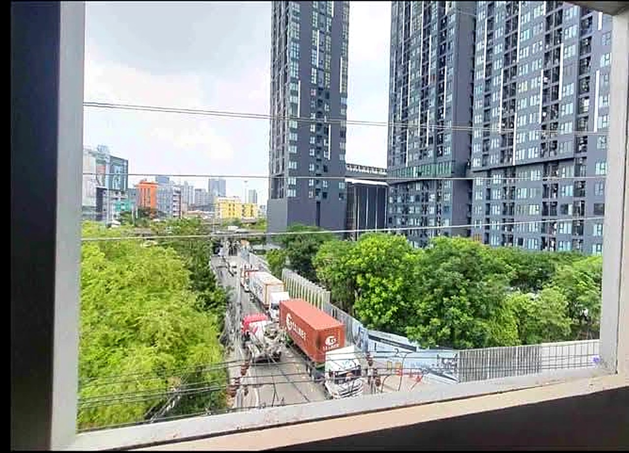 ขายตึกแถว 2 คูหาหัวมุม 4.5 ชั้น สุขุมวิท 50 · มี 7-Eleven เช่า · Yield ~7% รูปที่ 11