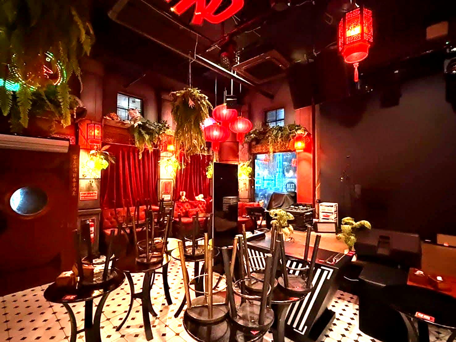เซ้งร้านอาหารและบาร์ ปิ่นเกล้า 280 ตร.ม. พร้อมอุปกรณ์ · เซ้ง 2.5 ล้าน รูปที่ 4