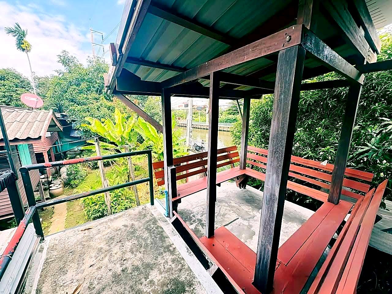 ทาวน์โฮมหลังมุมริมคลอง + เรือนไทย The Connect อ่อนนุช 15 · 295 ตร.ม. 5 นอน · ขาย 4.9 ล้าน / เช่า 23,000 รูปที่ 23
