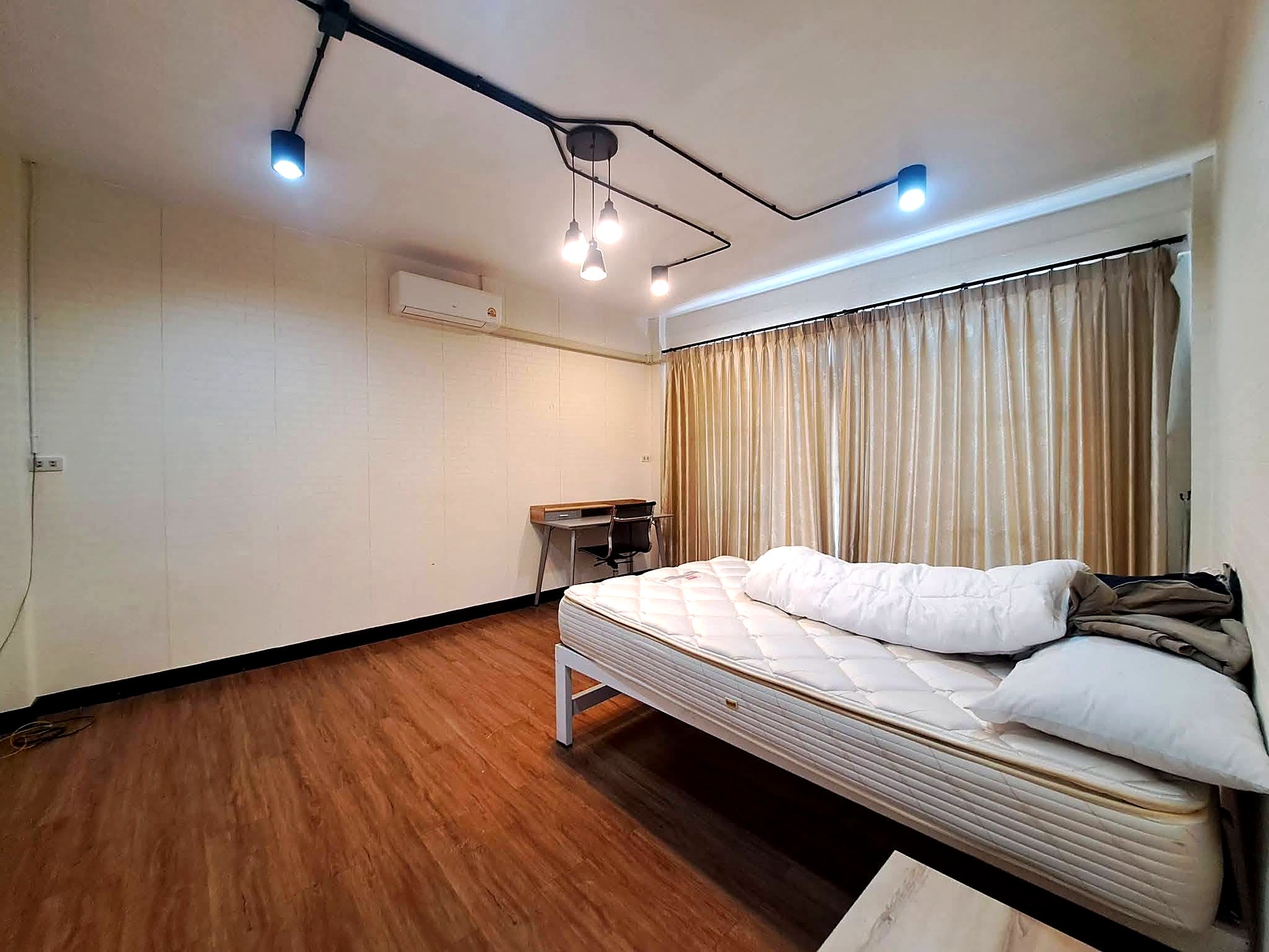 Home Office / Hostel รีโนเวทใหม่ สุขุมวิท 62 · 700 ตร.ม. 10 ห้องนอน จอด 8 คัน · ขาย/เช่า รูปที่ 19